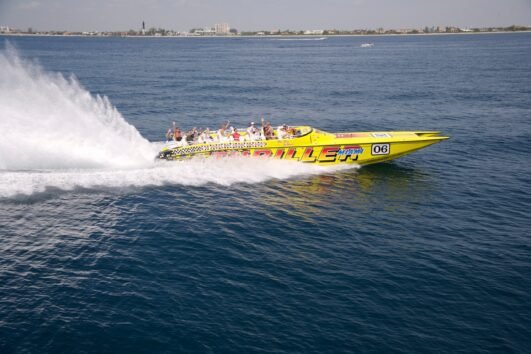 Thriller Speedboat Tour